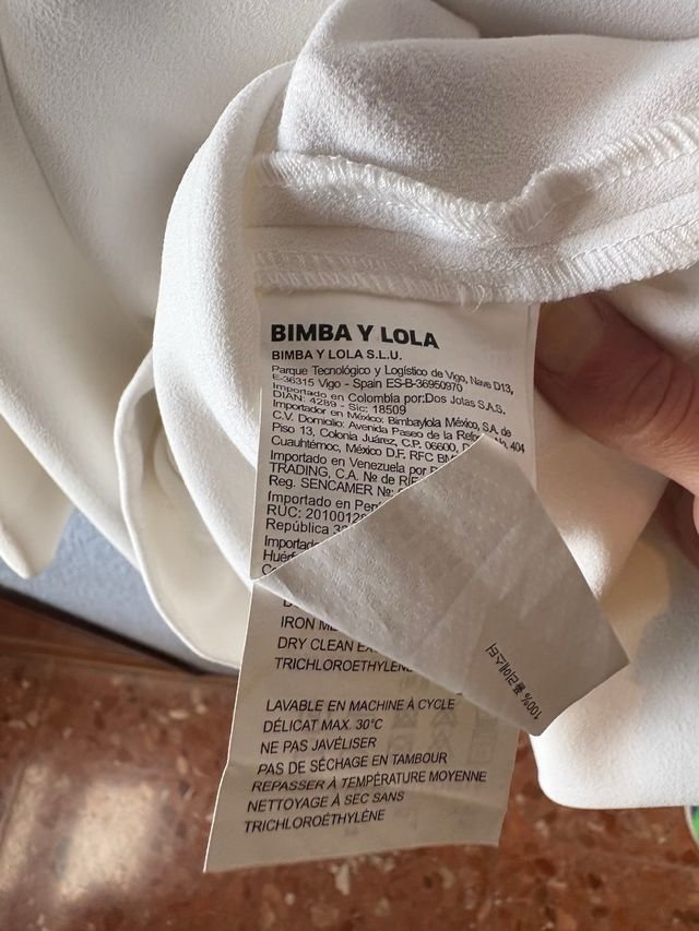 Cuerpo cuello barco de manga corta Bimba y Lola