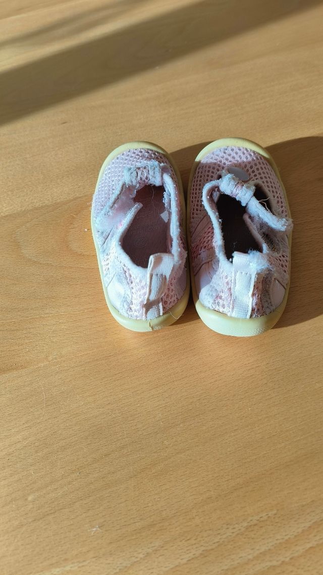 Sandalias agua LÄSSIG rosa. T-22