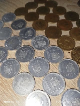 Lote de 89 monedas de 1 peseta