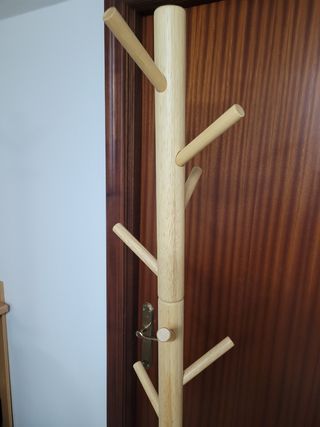 Perchero de madera de el corte ingles