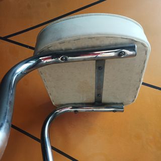 2 TABURETES ESTILO INDUSTRIAL