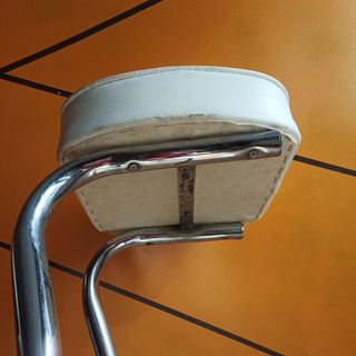 2 TABURETES ESTILO INDUSTRIAL