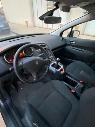 Peugeot 2014 7plazas