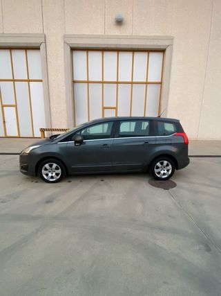 Peugeot 2014 7plazas