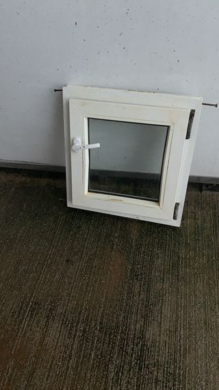 Ventana de baño