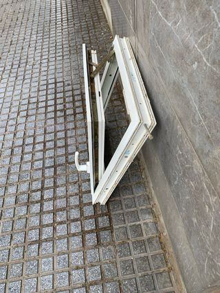 Ventana de baño