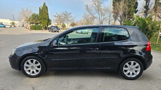 Volkswagen Golf 2004