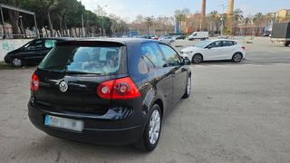 Volkswagen Golf 2004