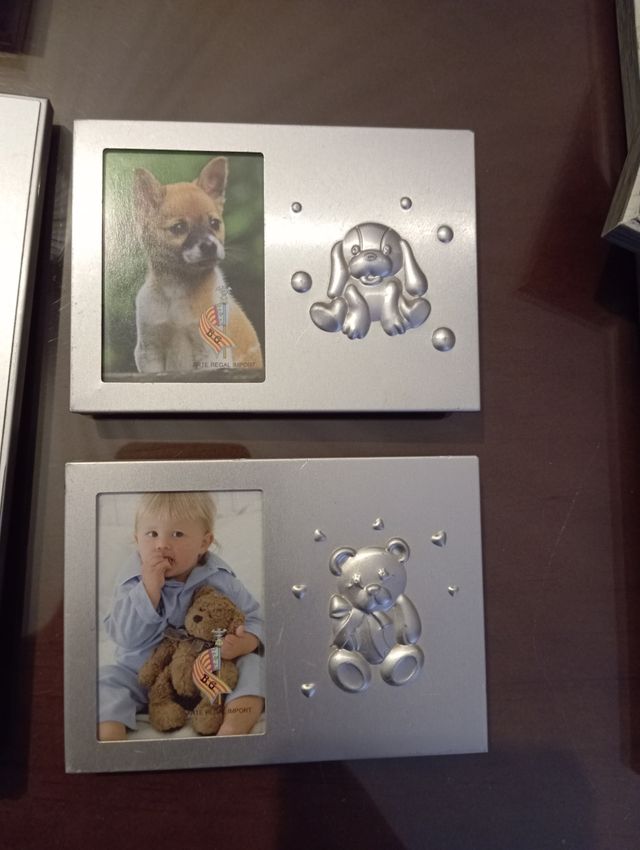 2 portarretratos infantiles, pequeñitos