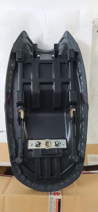 Asiento estándar moto Suzuki vstrom
