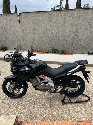Suzuki v strom 650