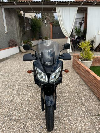 Suzuki v strom 650