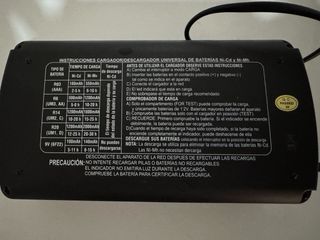 CARGADOR DE PILAS