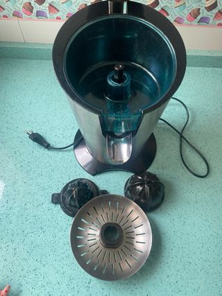 Exprimidor eléctrico