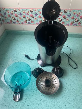 Exprimidor eléctrico