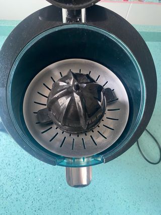 Exprimidor eléctrico