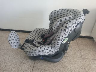 Cadireta per infant cotxe