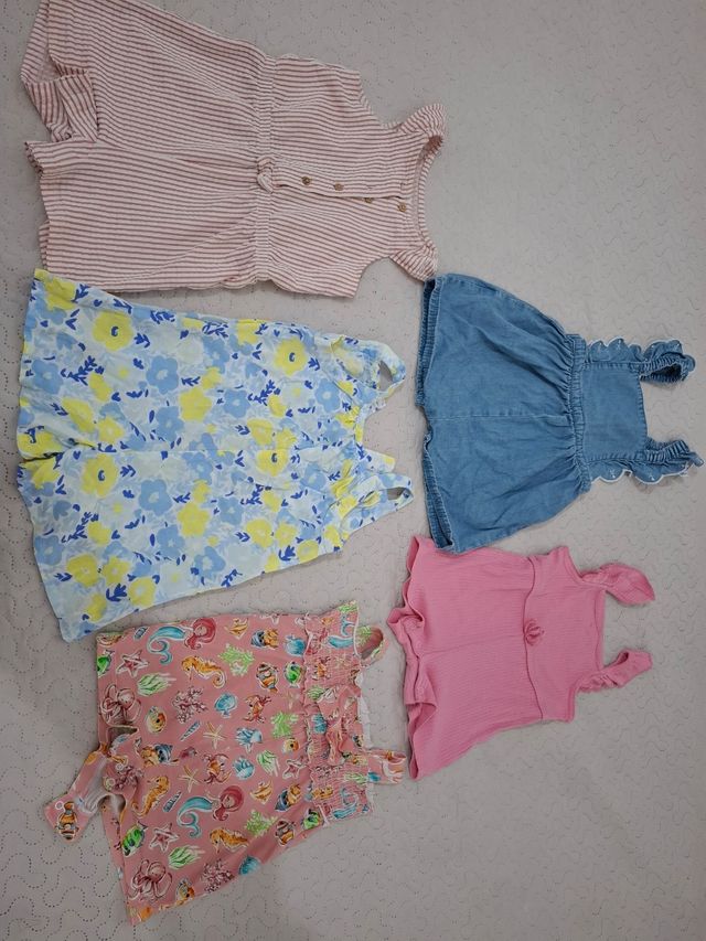 Lote de ropas de bebé de 6 a 12 meses
