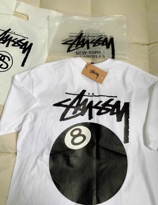 Stussy manga corta