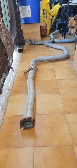 Tubo de escape