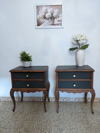 DOS Mesillas de noche restauradas