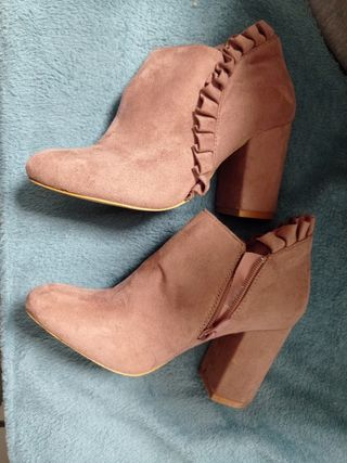 Botines tacón rosa maquijalle