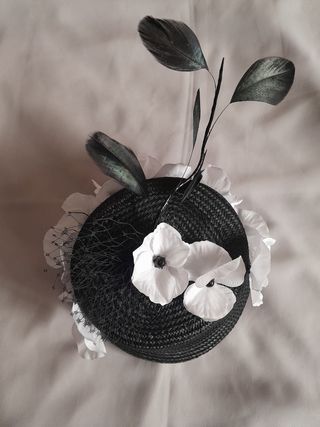 Tocado/casquete alto boda, ceremonia, fiesta
