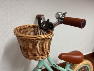 Bicicleta de aprendizaje sin pedales Mundo Petit