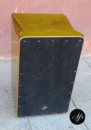 Cajón flamenco