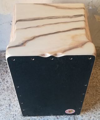 Cajón flamenco