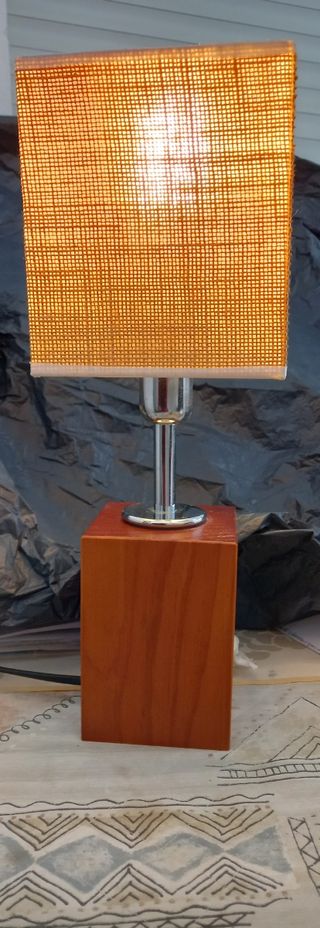 Lámpara de mesa
