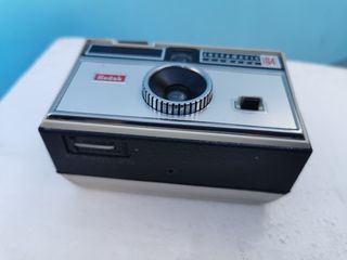 Fotocamera kodak instamatic mod. 104