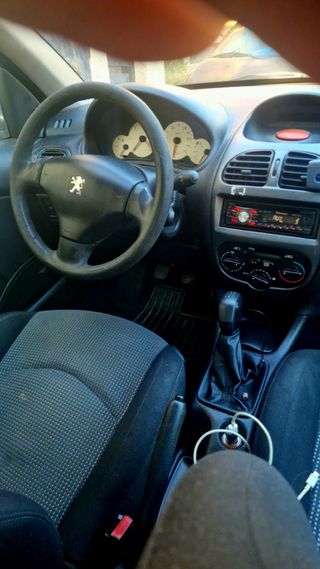 Peugeot 206 2004