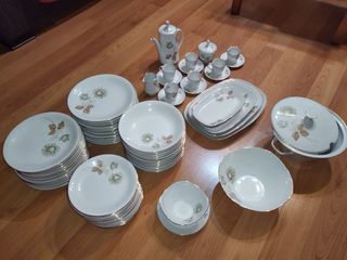 Vajilla fina flores,con juego de café.