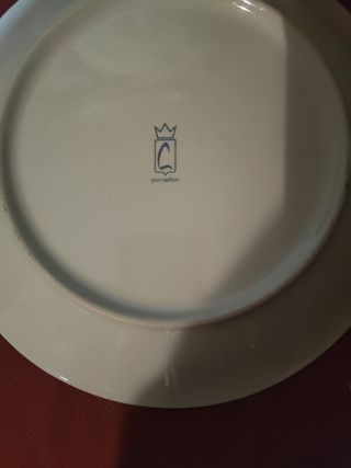 Vajilla fina flores,con juego de café.