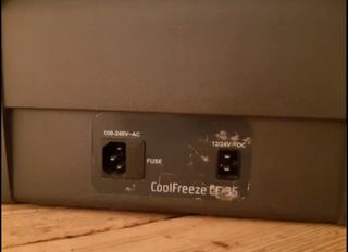  Waeco Dometic  CF-35 12 y 220 + cables y anclajes