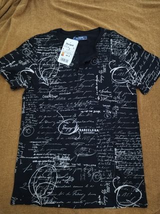 Camiseta manga corta Desigual. 