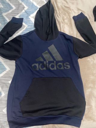 Sudadera talla L ADIDAS sin estrenar