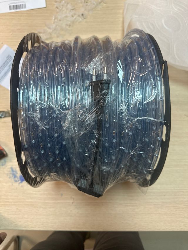 Tubo de led impermeable 100m Ref062MC