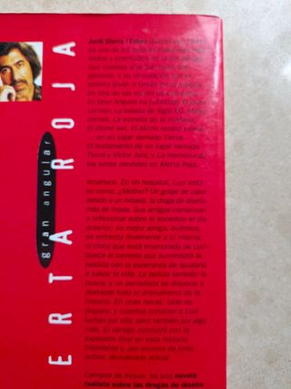 Campos de fresas: No bailéis con la muerte (Gran Angular; Alerta roja) (Spanish Edition)