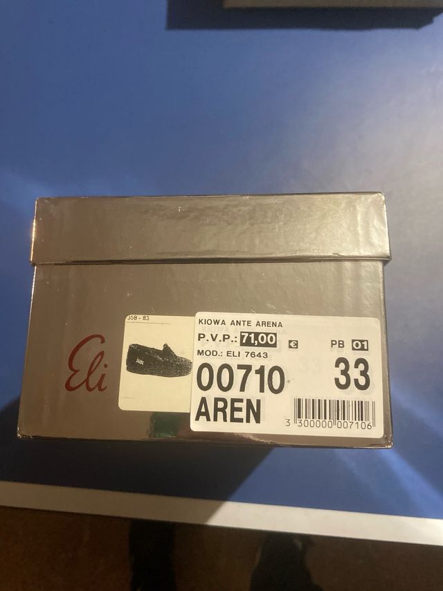 Zapato o mocasin ante arena talla 33
