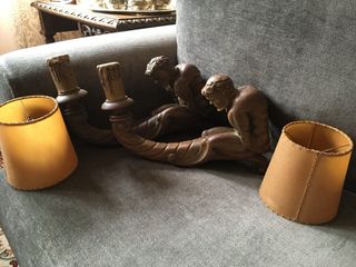 Apliques antiguos con pantallas de pergsmino