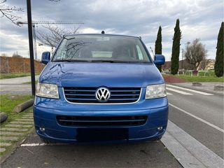 Volkswagen Transporter T5 2004