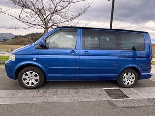 Volkswagen Transporter T5 2004