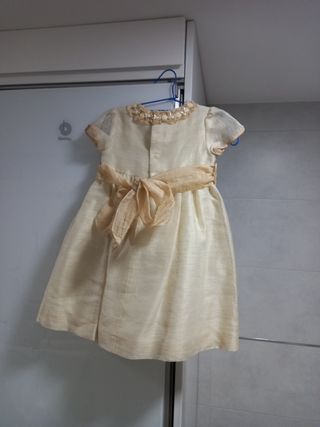 Vestido beis para acontecimiento de 1 puesta