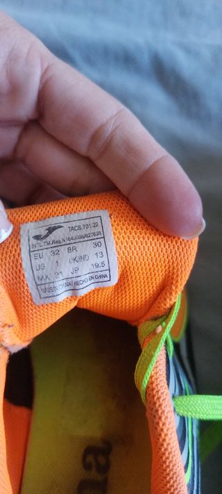 Botas fútbol niños