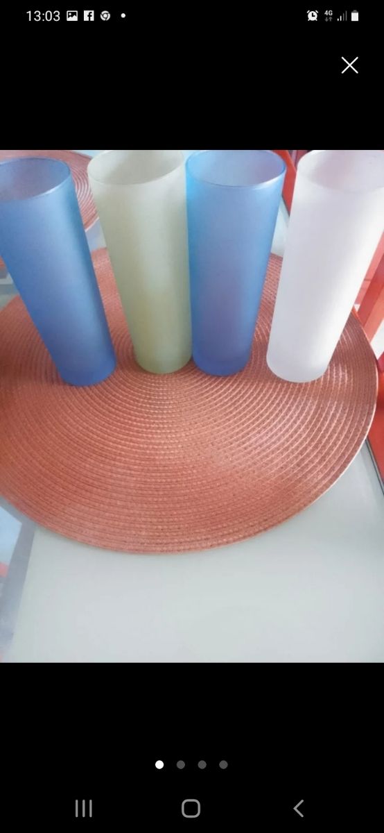 Vaso e tazze vintage