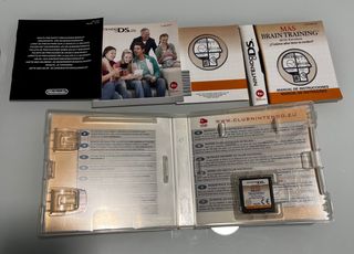 Nintendo DS Lite con caja, manuales y 2 juegos