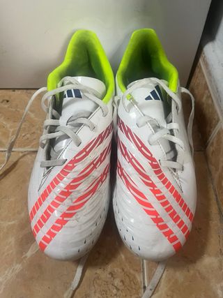 Botas de tacos de futbol 