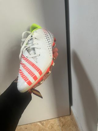 Botas de tacos de futbol 